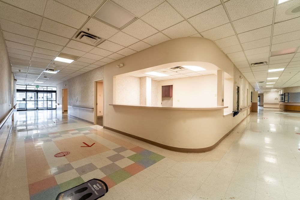 Veterans Affairs Outpatient Clinic: 351 Hartnell Ave, Redding, CA 96002